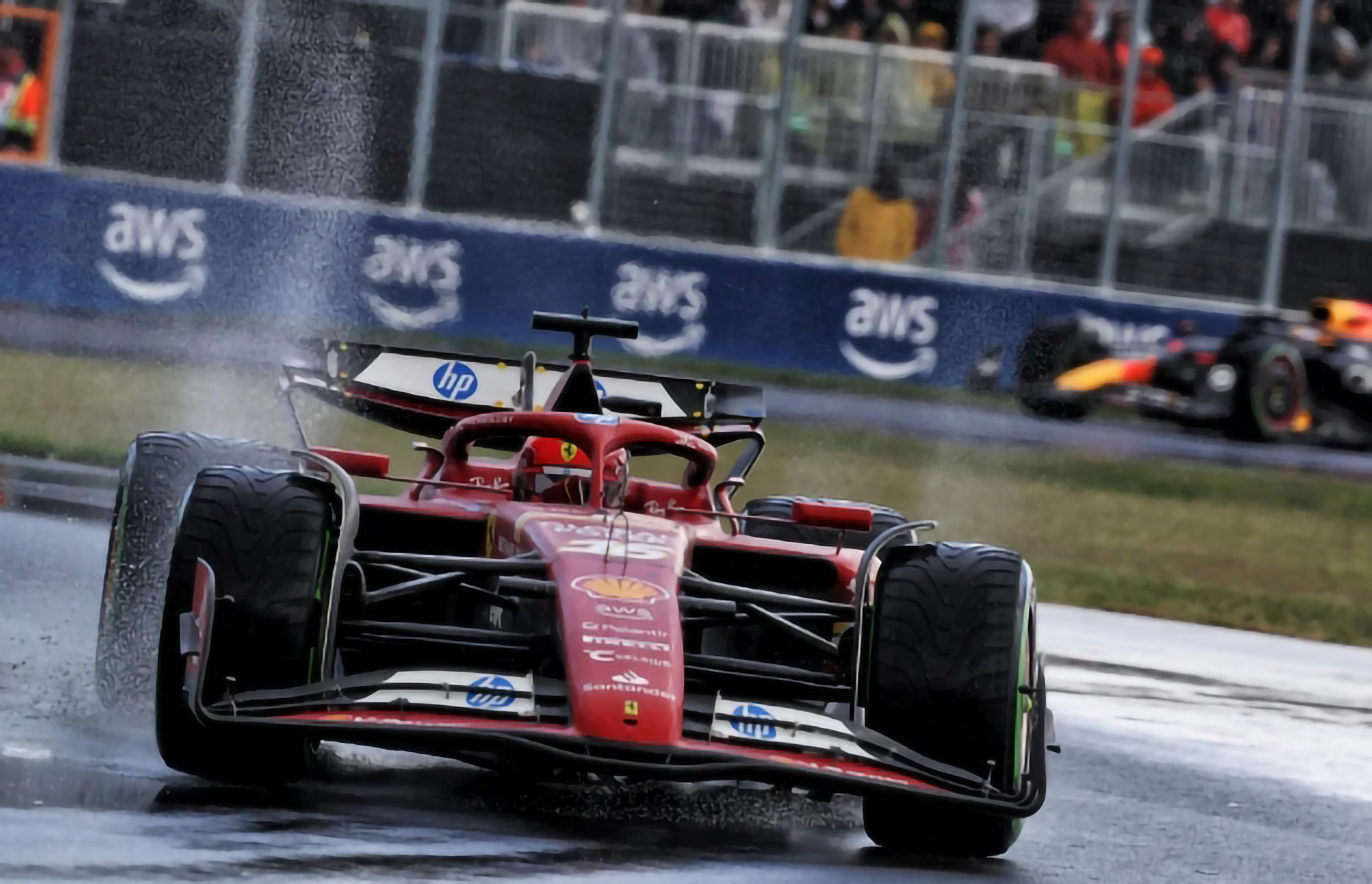 梅赛德斯绝杀法拉利，拉塞尔关键制胜