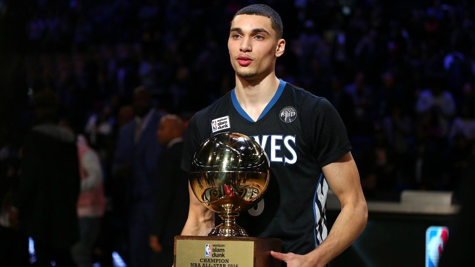 当鹰翼掠过东北平原，欧文在生死时刻的篮球哲学