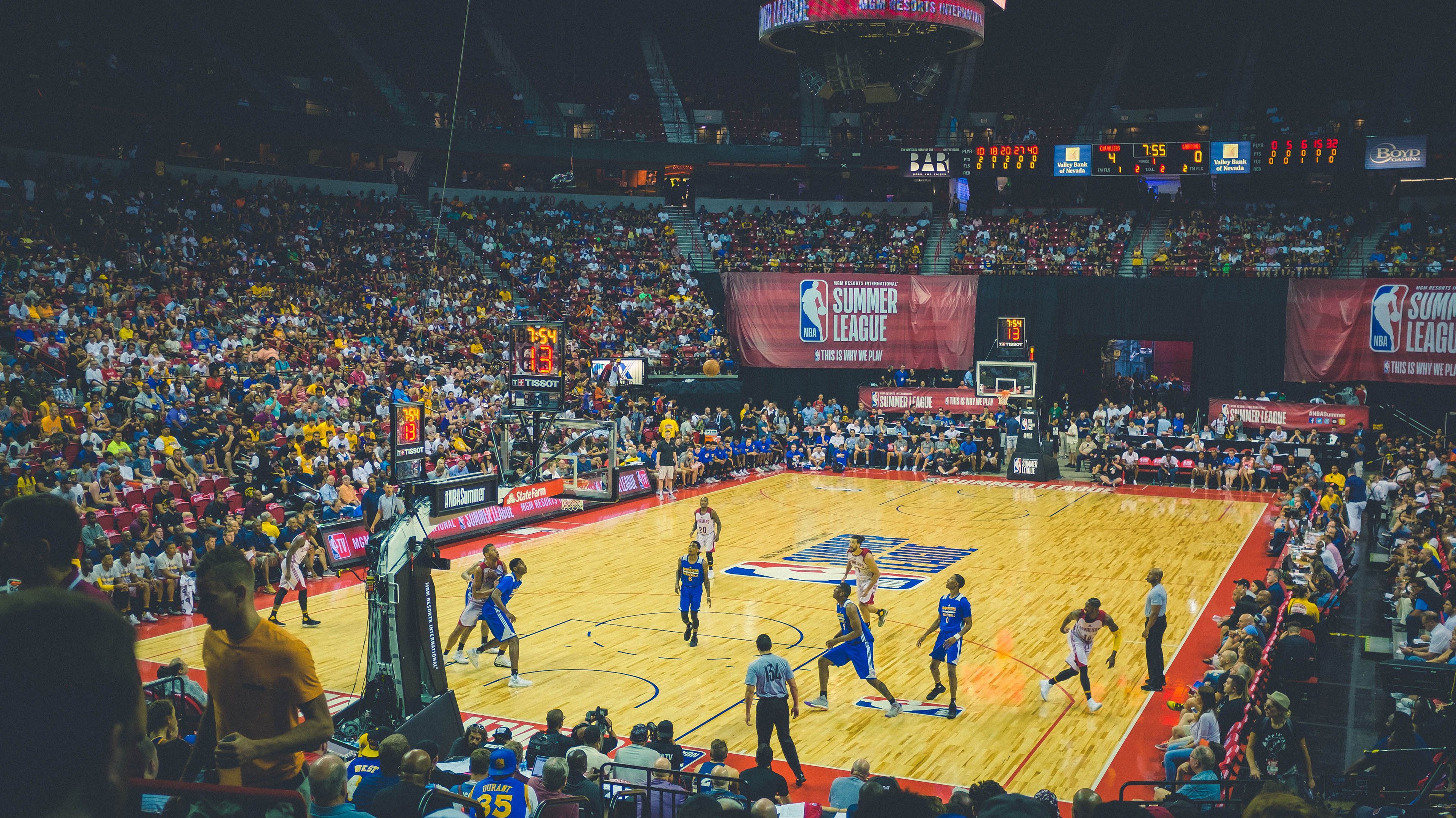 欧冠决赛之夜，阿劳霍完成自我救赎