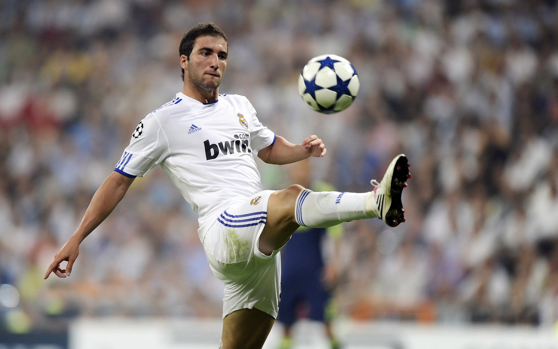 街道暗战，奥利维耶如何成为F1夜赛攻防转换的隐形核心