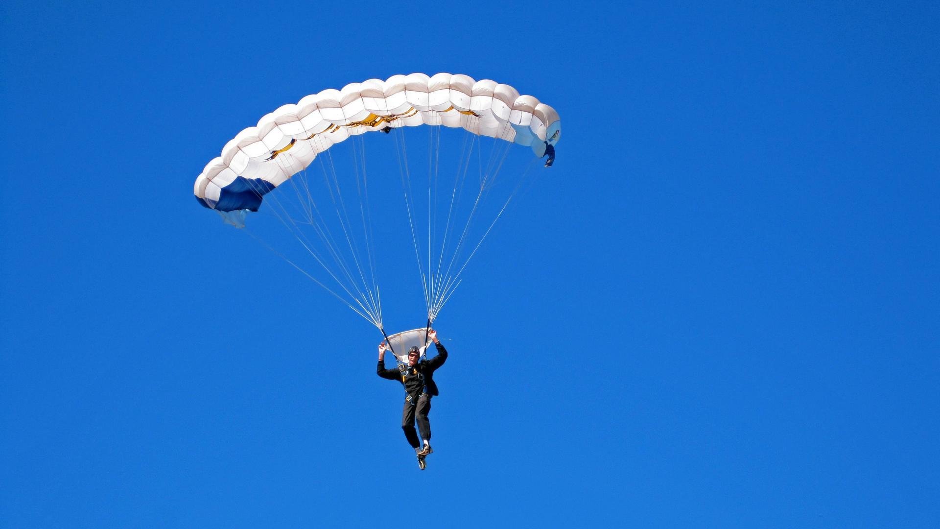 纽约心跳,乔治存在感拉满,尼克斯绝杀国王的永恒瞬间
