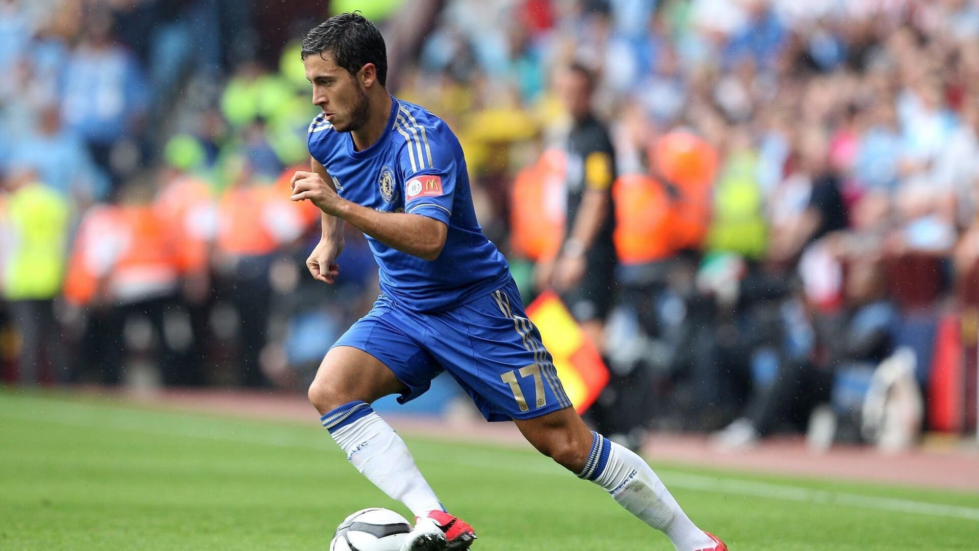 银箭新翼破红魔，拉塞尔惊艳之夜与索伯车队的绝地翻盘